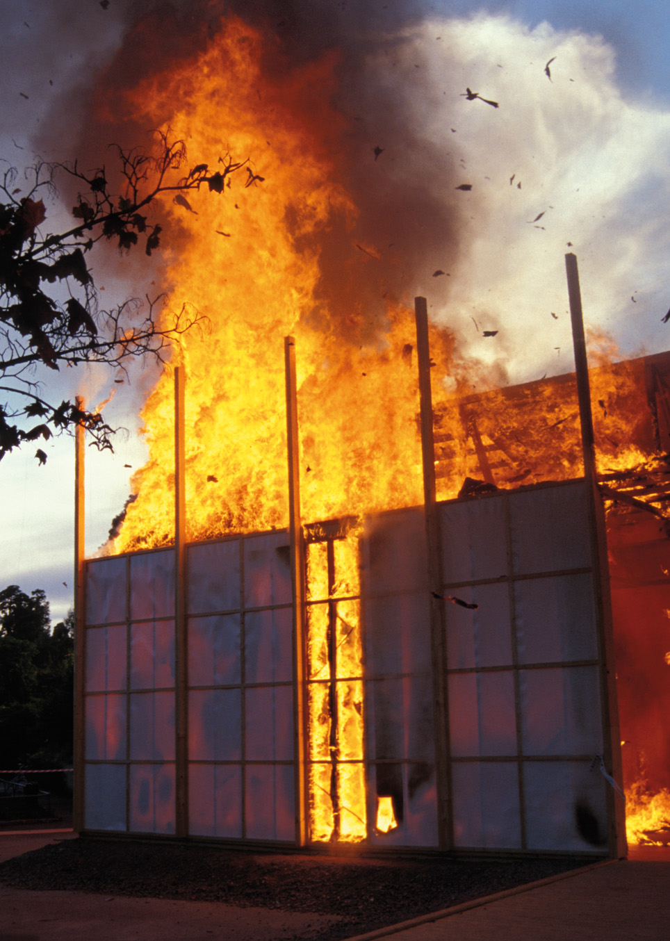 Alfredo Jaar, The Skoghall Konsthall, 2000. Courtesy: Galleria Lia Rumma, Milano