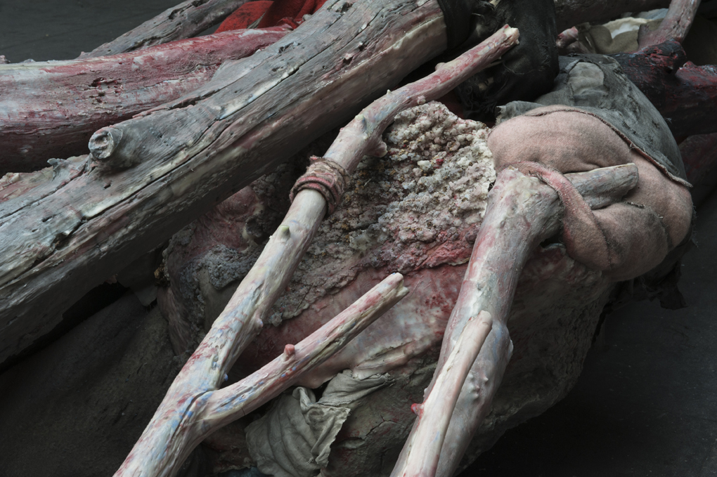 Berlinde De Bruyckere, Kreupelhout – Cripplewood, 2013. Biennale di Venezia. Padiglione Belgio.