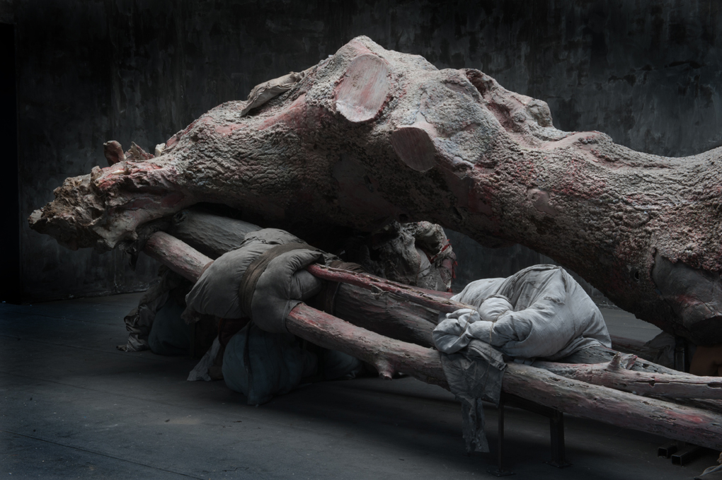 Berlinde De Bruyckere, Kreupelhout – Cripplewood, 2013. Biennale di Venezia. Padiglione Belgio.