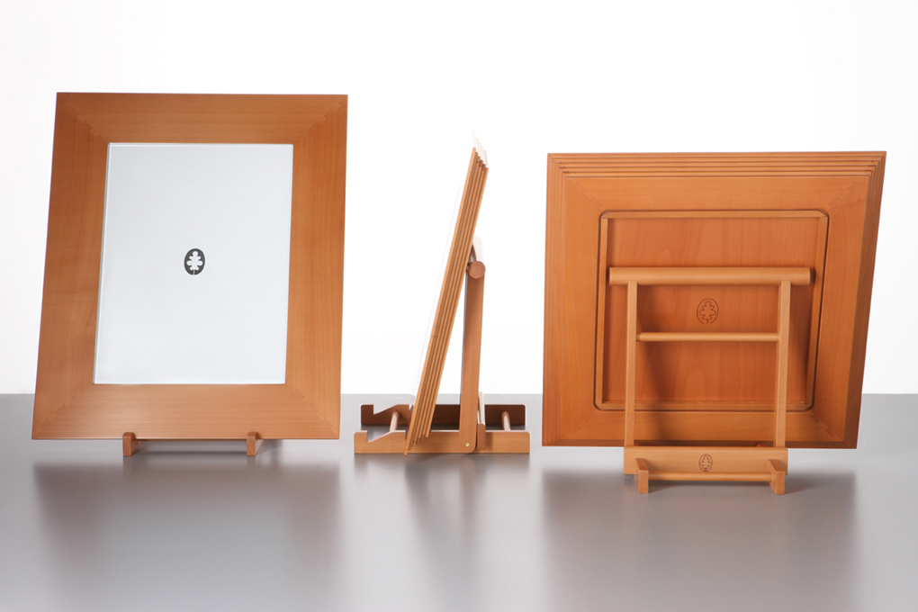 Frames, design by Gae Aulenti for Musée d’Orsay. Photo: Marirosa Toscani Ballo.