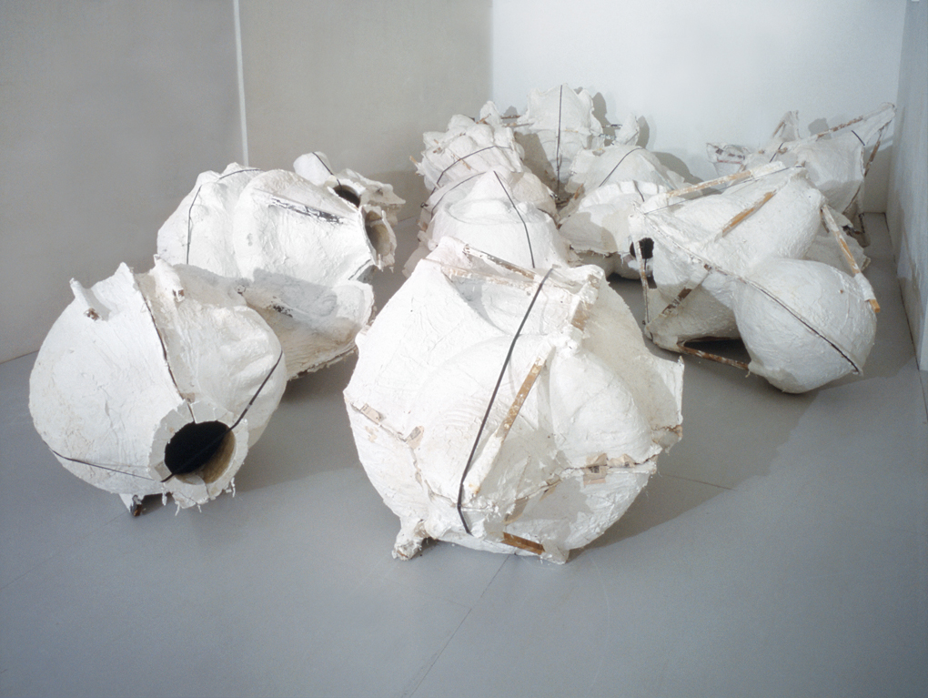 Lara Favaretto, Bulk, 2002. Courtesy: Lara Favaretto, Galleria Franco Noero, Torino. Photo: Ela Bialkowska