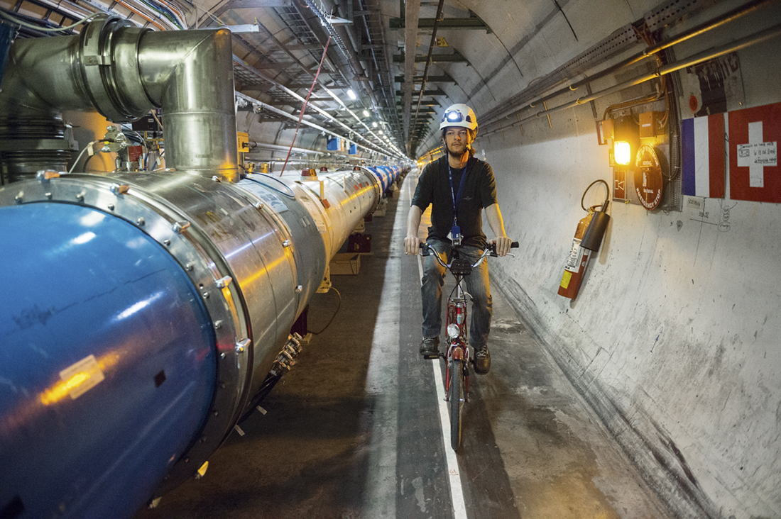 Inside Cern di Andri Poli