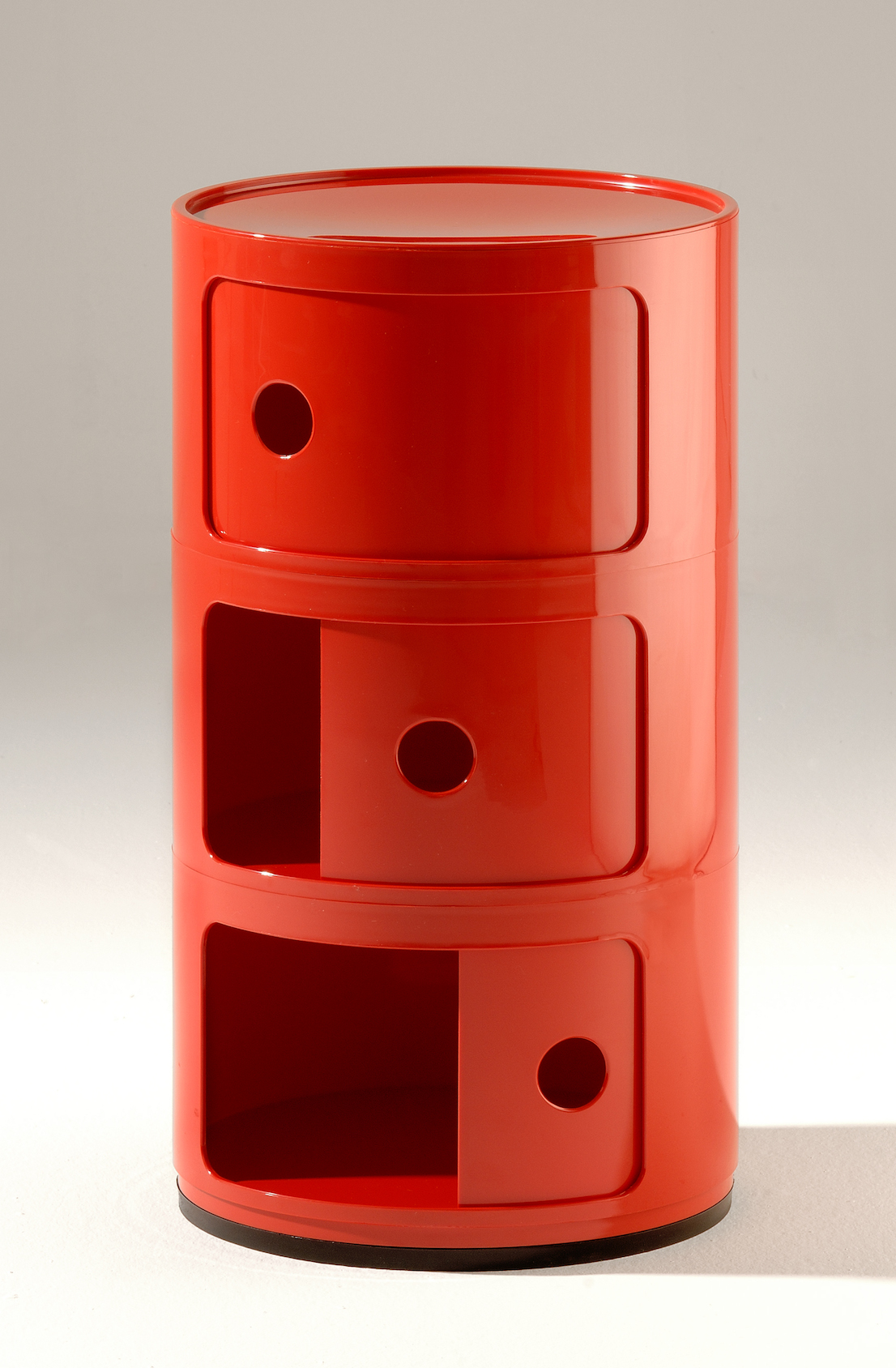 Componibili, design di Anna Castelli Ferrieri per Kartell