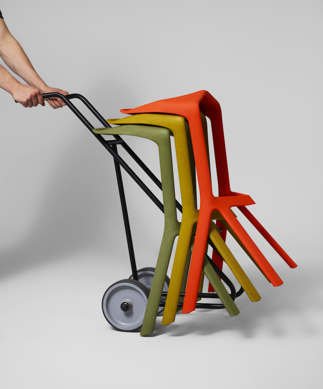 Miura, design di Konstantin Grcic per Plank Collection, 2005.