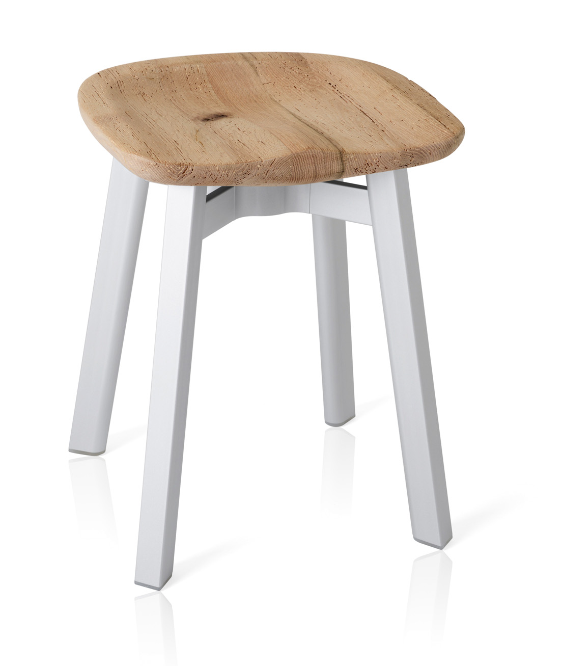 Sgabello SU, design di Nendo per Emeco.