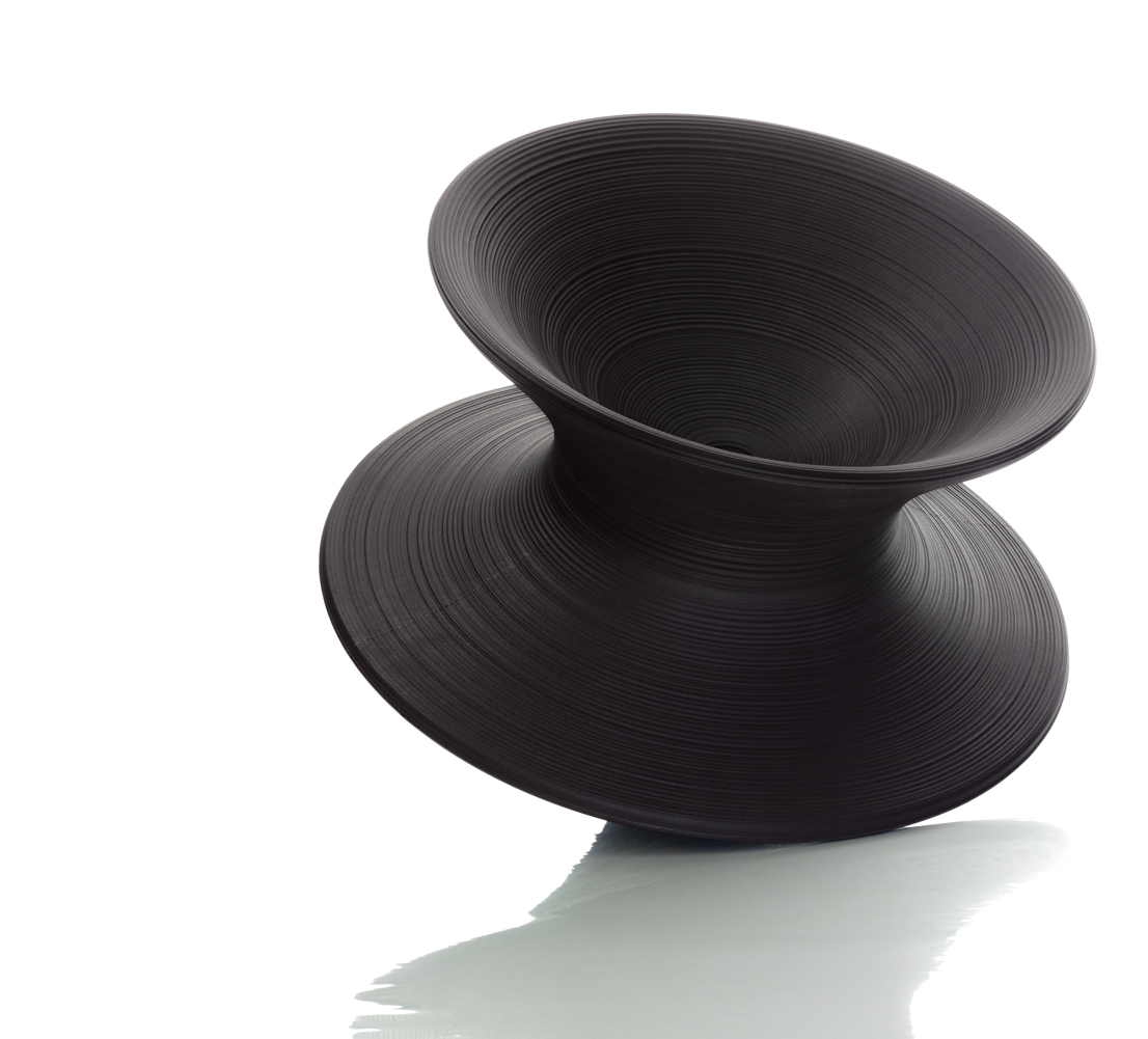 Spun Chair, design di Thomas Heatherwick per Magis.