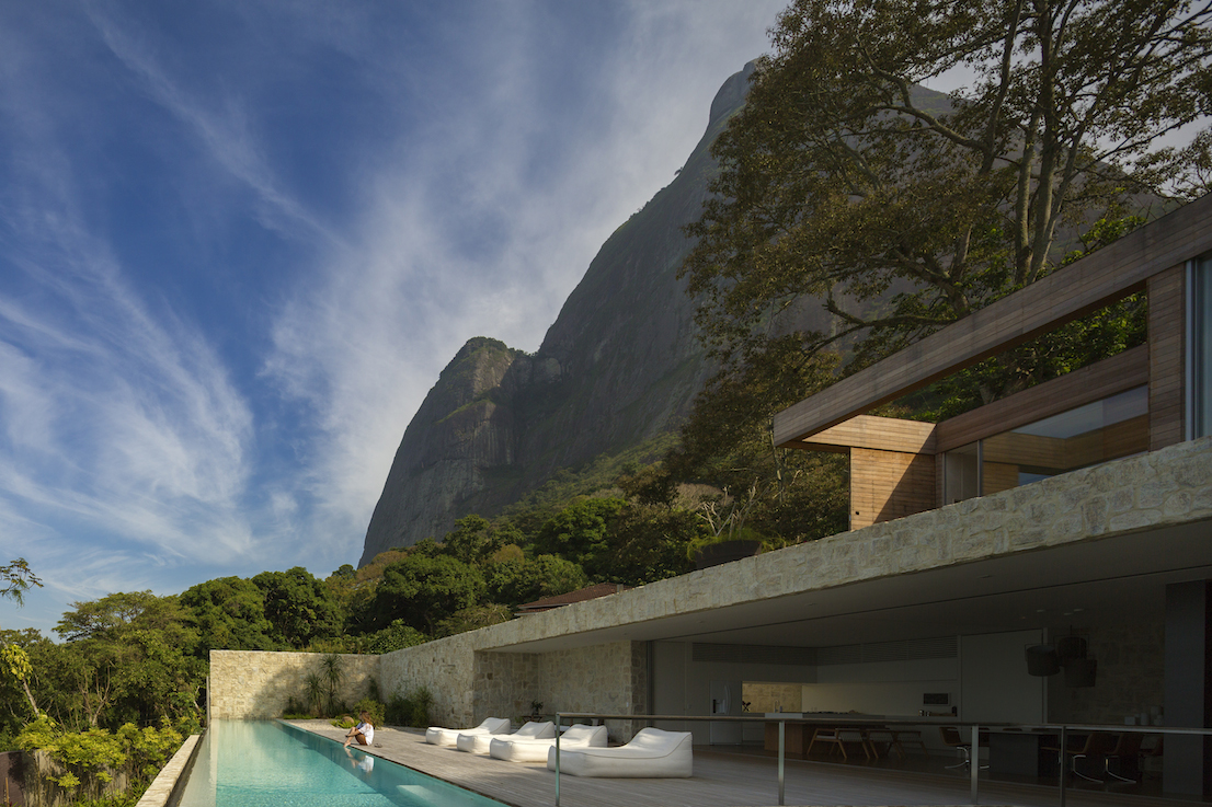 Casa AL, Rio De Janeiro. Progetto di Arthur Casas.