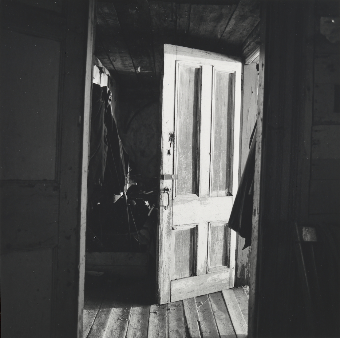 Walker Evans, Interior View of Robert Frank’s House Nova Scotia, 1969 – 71. Collection of Clark and Joan Worswick. © Walker Evans Archive, The Metropolitan Museum of Art.