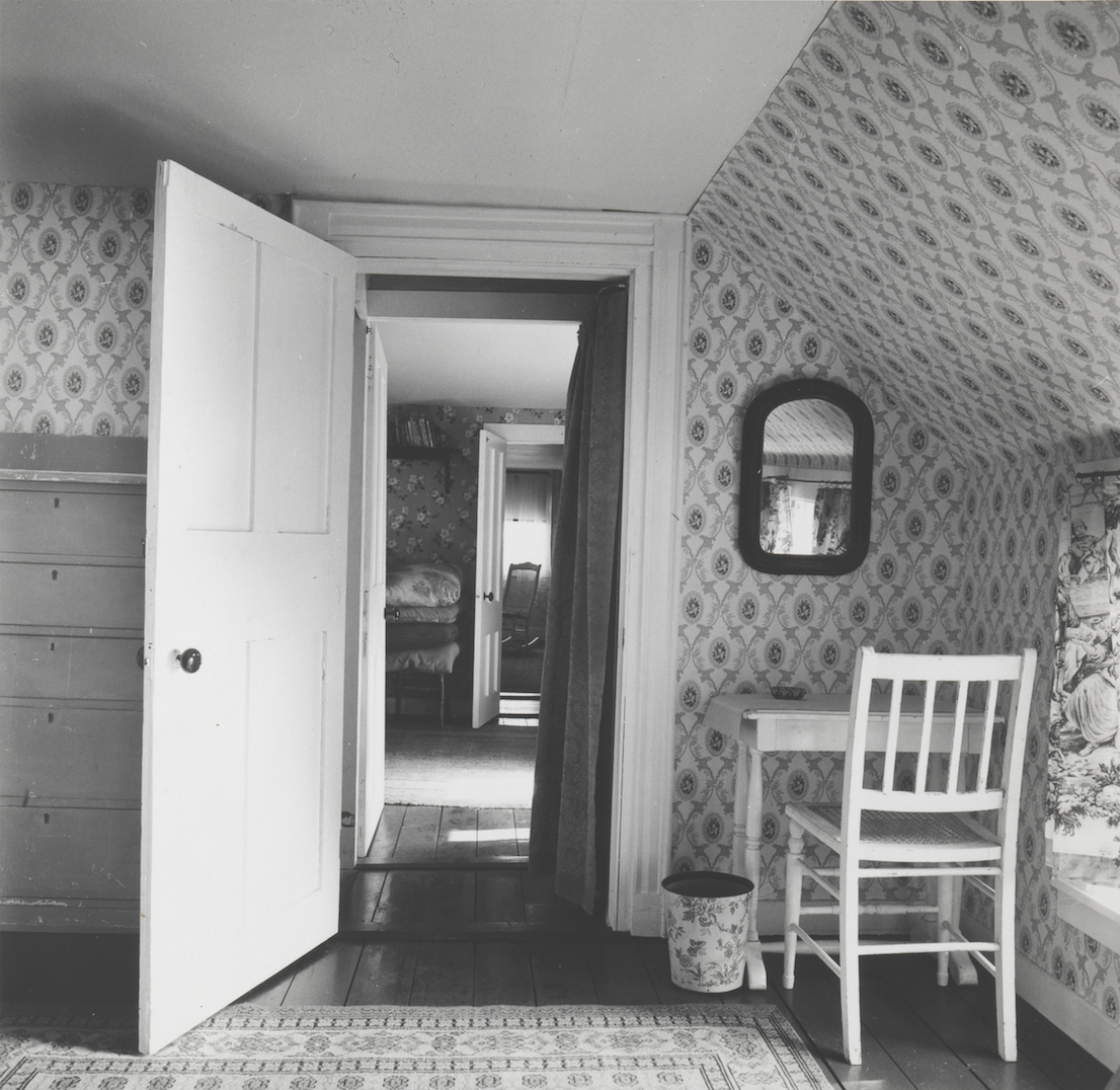 Walker Evans, Interior View of Heliker/Lahotan House Walpole, Maine, 1962. Collection of Clark and Joan Worswick. © Walker Evans Archive, The Metropolitan Museum of Art.