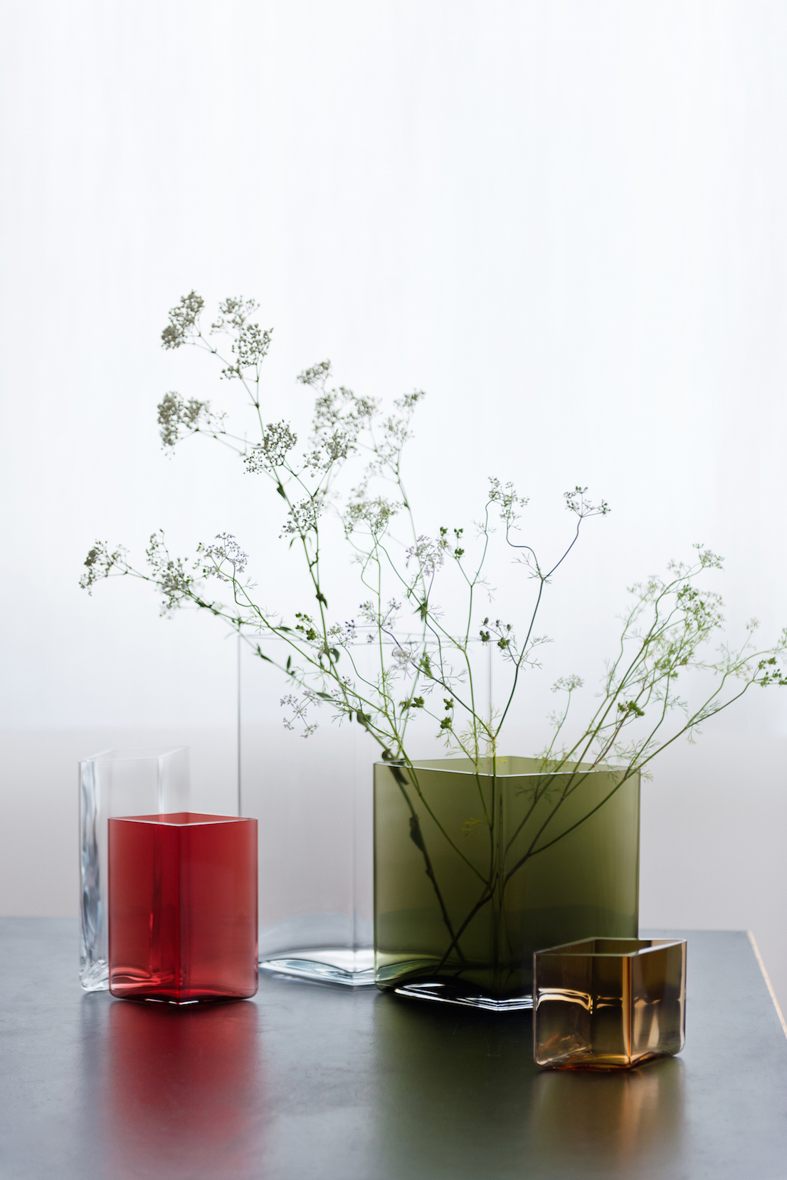 Vasi Ruutu, design di Ronan & Erwan Bouroullec, per iittala, 2014.
