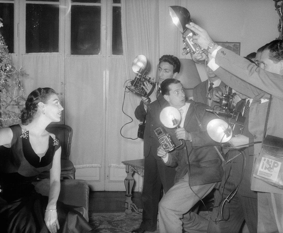 Foto di scena da "La contessa scalza" (The Barefoot Contessa) di Joseph L. Mankiewicz (1954). Foto Osvaldo Civirani. Courtesy Archivio Fotografico della Cineteca Nazionale - Centro Sperimentale di Cinematografia. Fondo Civirani