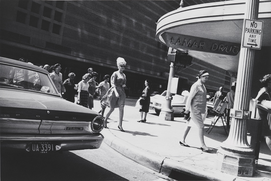 Houston, 1964. Garry Winogrand. The Garry Winogrand Archive, Center for Creative Photography, Université d’Arizona. © The Estate of Garry Winogrand, courtesy Fraenkel Gallery, San Francisco.