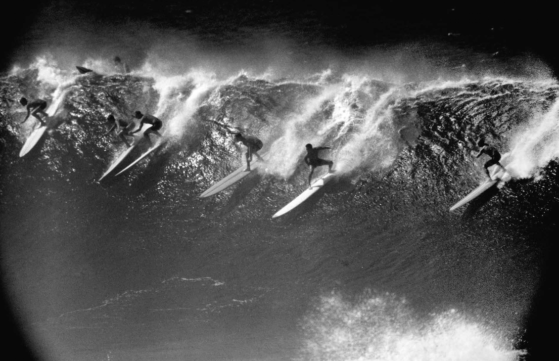 John Severson's Surf è la prima monografia dedicata a John Severson.