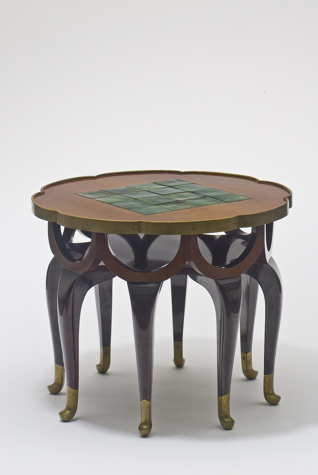 Max Schmidt and foreman Berka table for the Turnowsky apartment decorated by Adolf Loos, 1900 © MAK/Georg Mayer