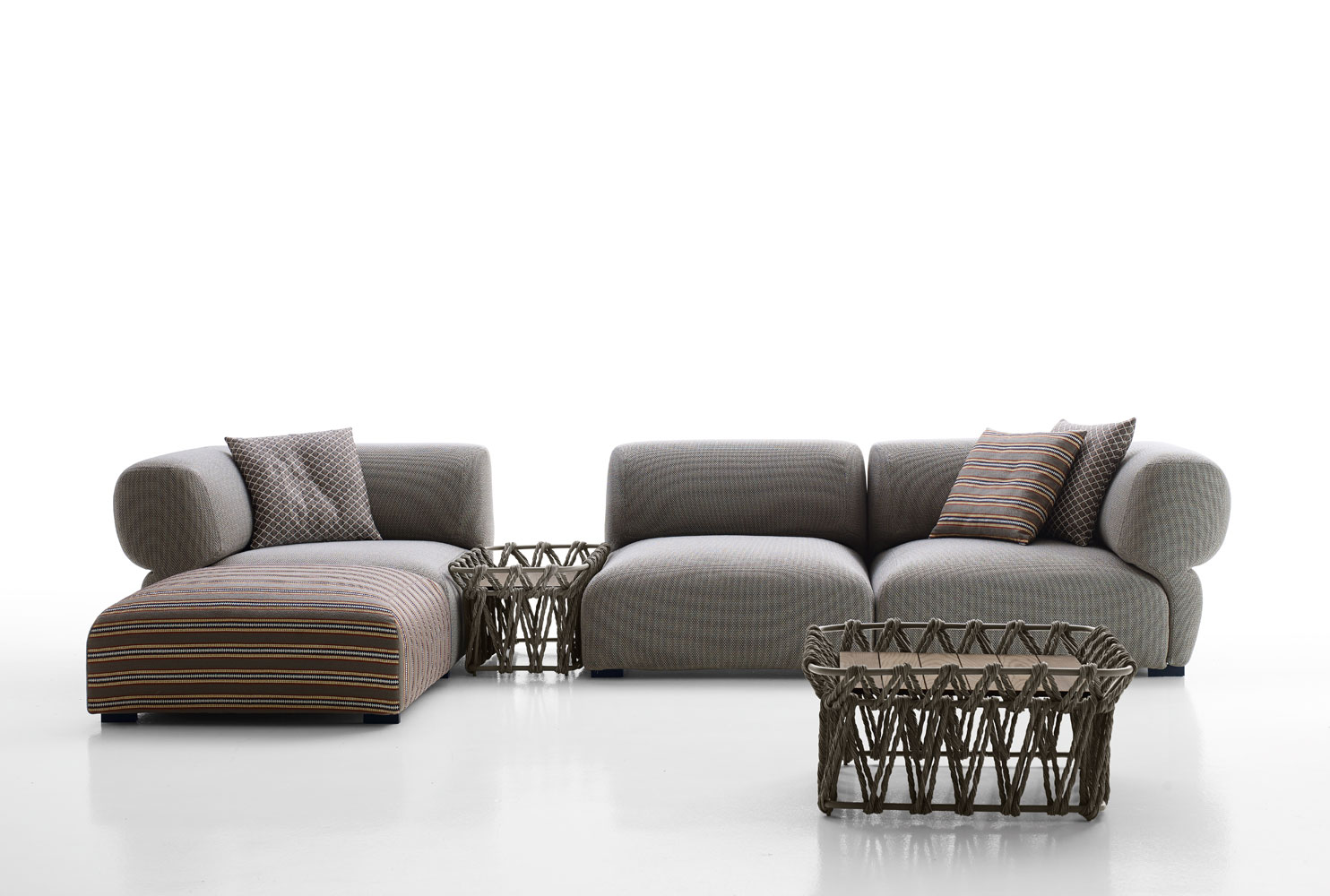 Butterfly, design di Patricia Urquiola per B&B Italia.