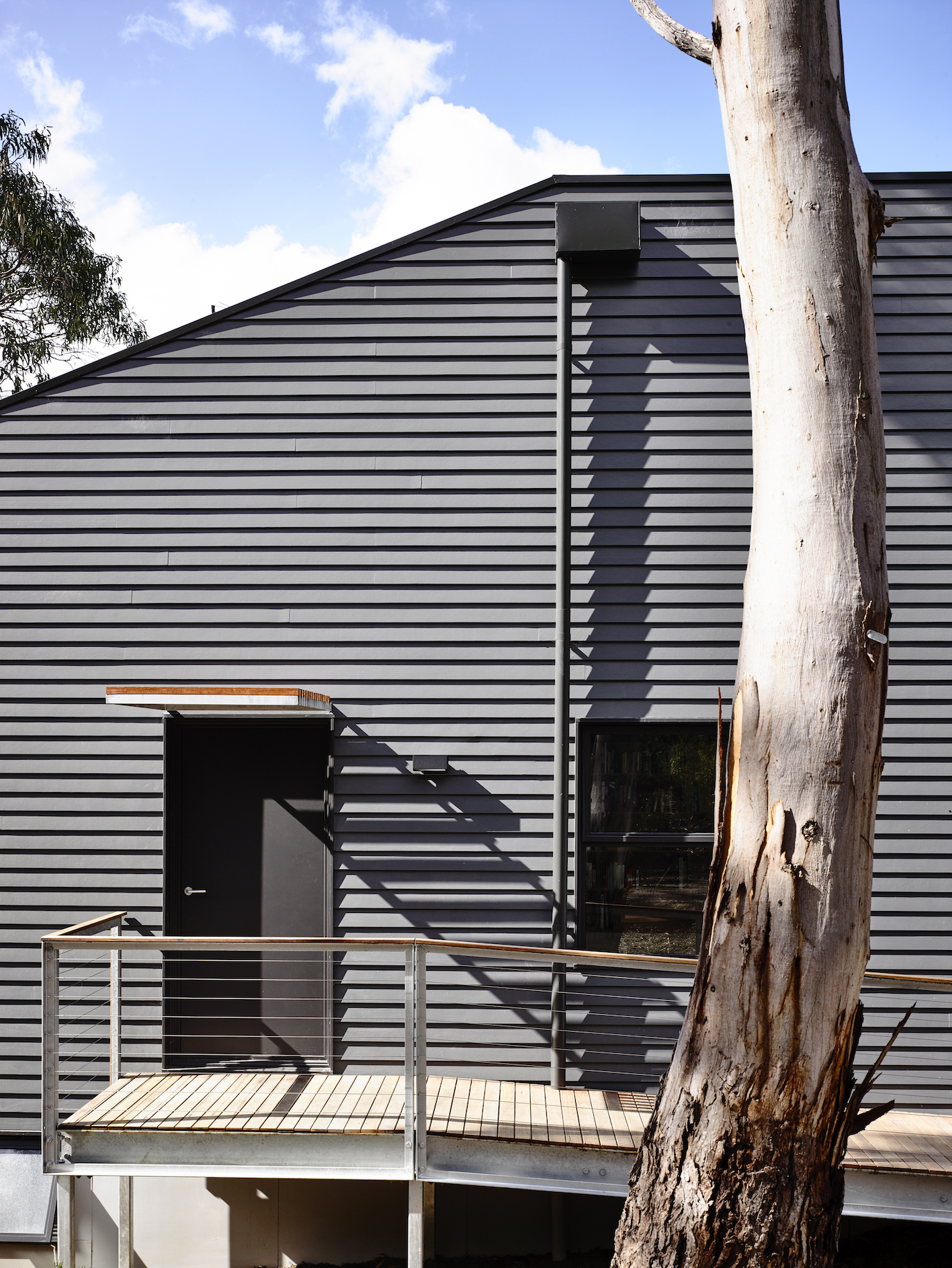 Lorne Hill House è una residenza estiva progettata dall’architetto Will Harkness.
