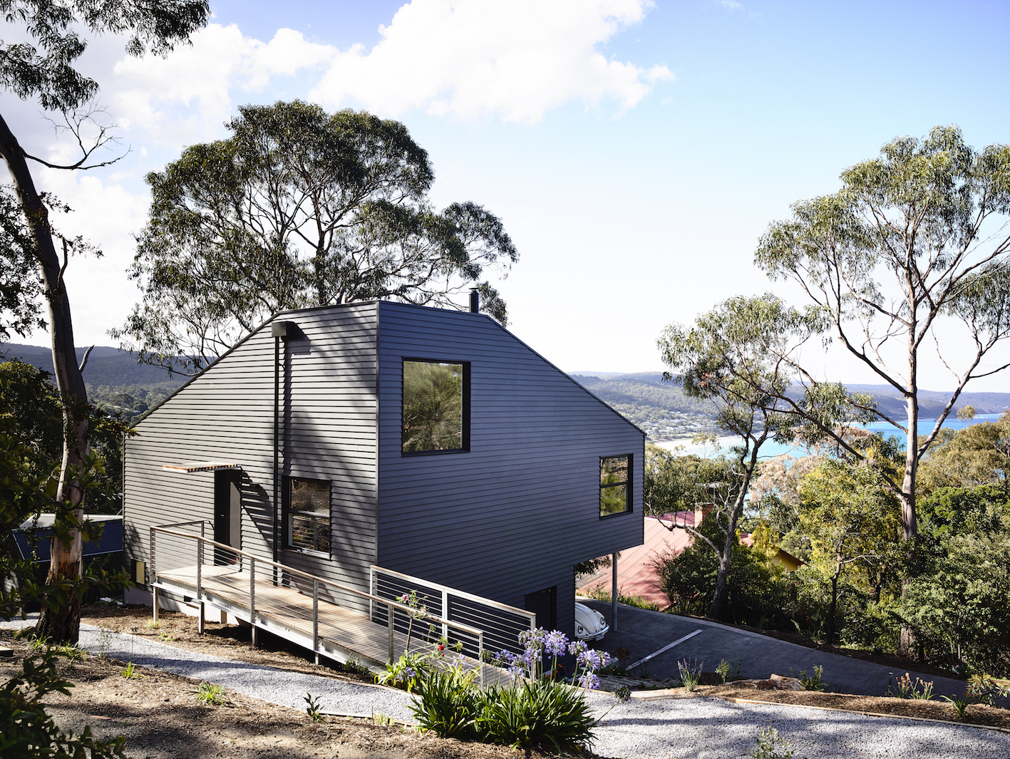 Lorne Hill House è una residenza estiva progettata dall’architetto Will Harkness.