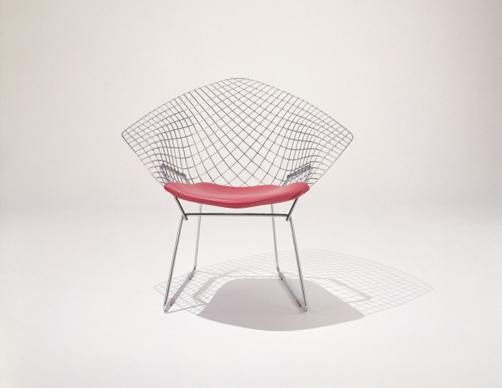 Diamond Chair, design di Harry Bertoia per Knoll.