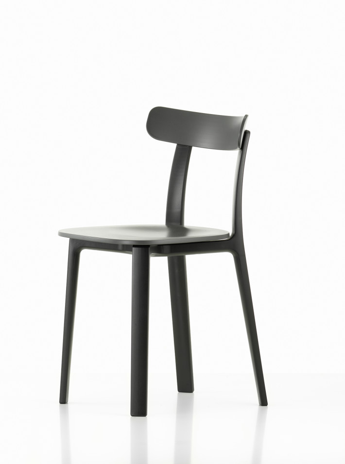 All Plastic Chair di Jasper Morrison per Vitra.
