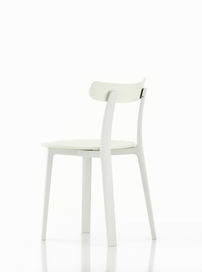 All Plastic Chair di Jasper Morrison per Vitra.