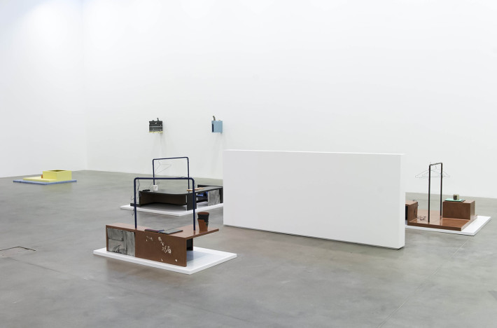 Quarters, Magali Reus.