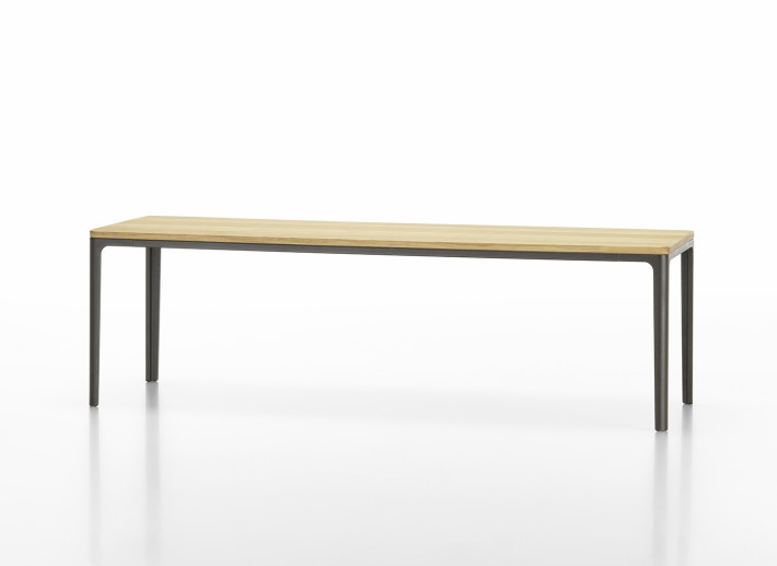 Plate Tables di Jasper Morrison per Vitra.