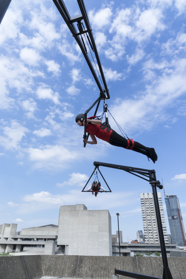 Carsten Höller, Two Flying Machines, 2015. Foto: Elzbieta Bialkowska. Courtesy: Carsten Höller e Gagosian Gallery.