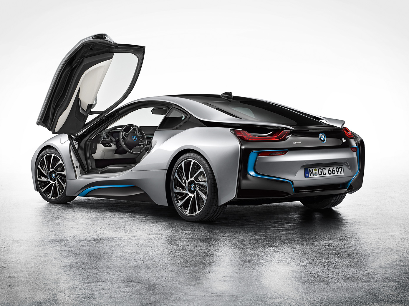 BMW i8