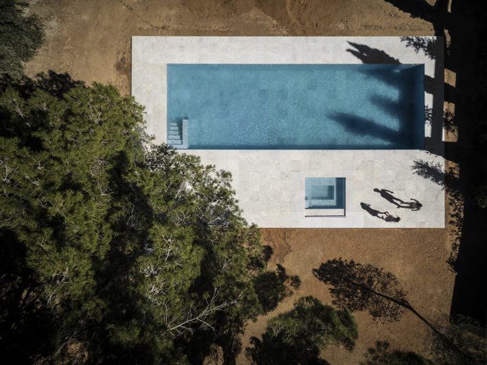 Casa entre la pinada, Paterna. Fran Silvestre Arquitectos.