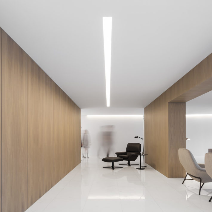 Casa entre la pinada, Paterna. Fran Silvestre Arquitectos.