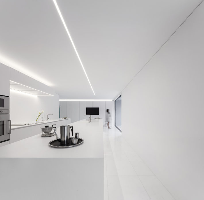 Casa entre la pinada, Paterna. Fran Silvestre Arquitectos.