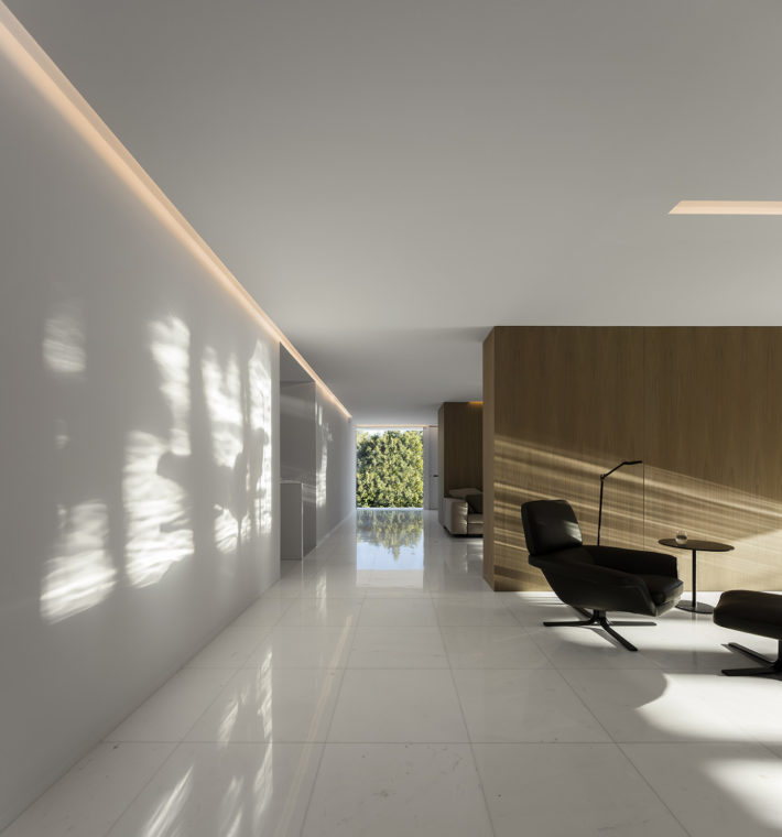 Casa entre la pinada, Paterna. Fran Silvestre Arquitectos.