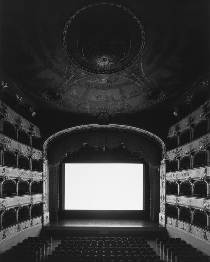 Hiroshi Sugimoto, Teatro Comunale di Ferrara, Ferrara, 2015. II Conformista (Screen side).