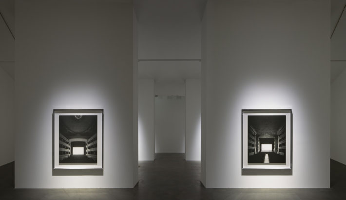 Hiroshi Sugimoto, Le Notti Bianche, Fondazione Sandretto Re Rebaudengo, Torino.