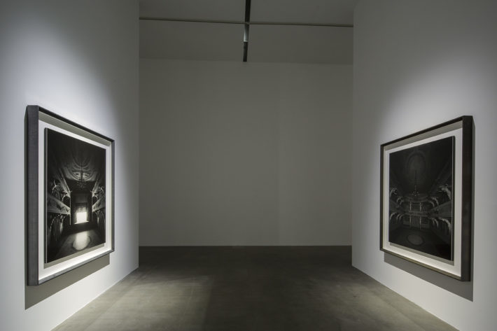 Hiroshi Sugimoto, Le Notti Bianche, Fondazione Sandretto Re Rebaudengo, Torino.