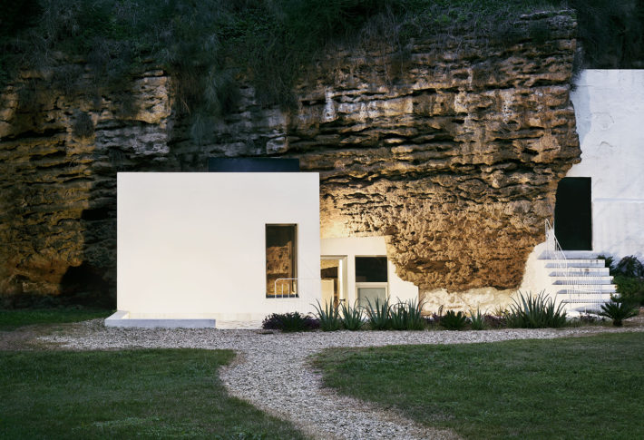 Casa Cueva, Ummo Estudio