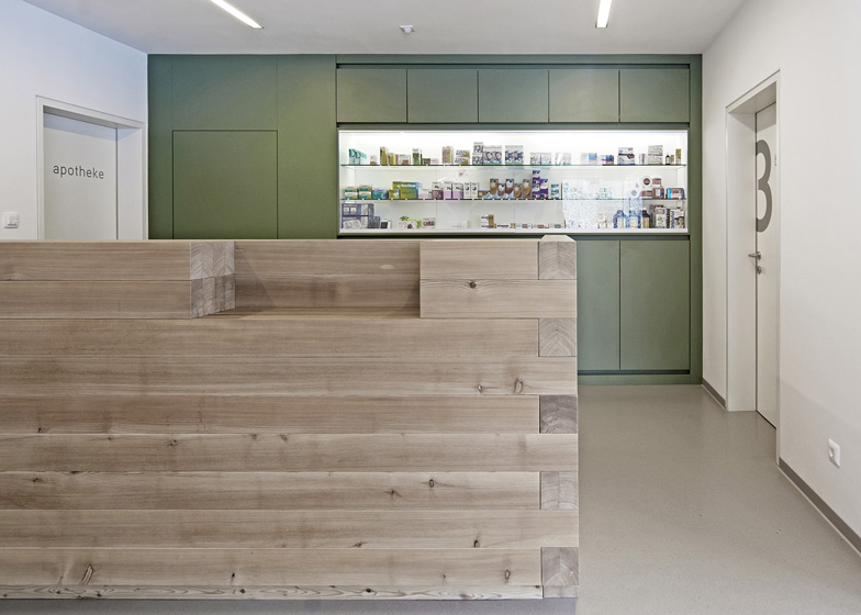 Studio medico in Ramsau progetto di Hammerschmid Pachl Seebacher Architekten
