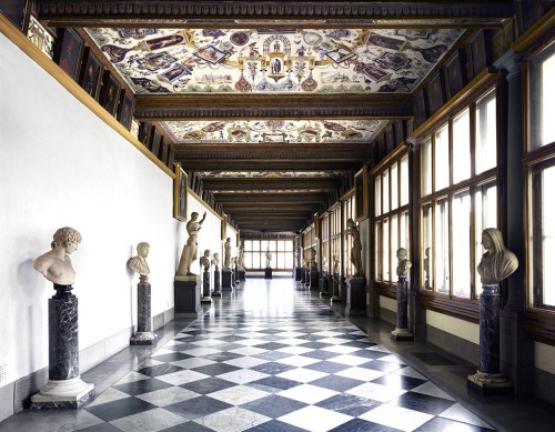 Candida Hofer, Uffizi Firenze I, 2008