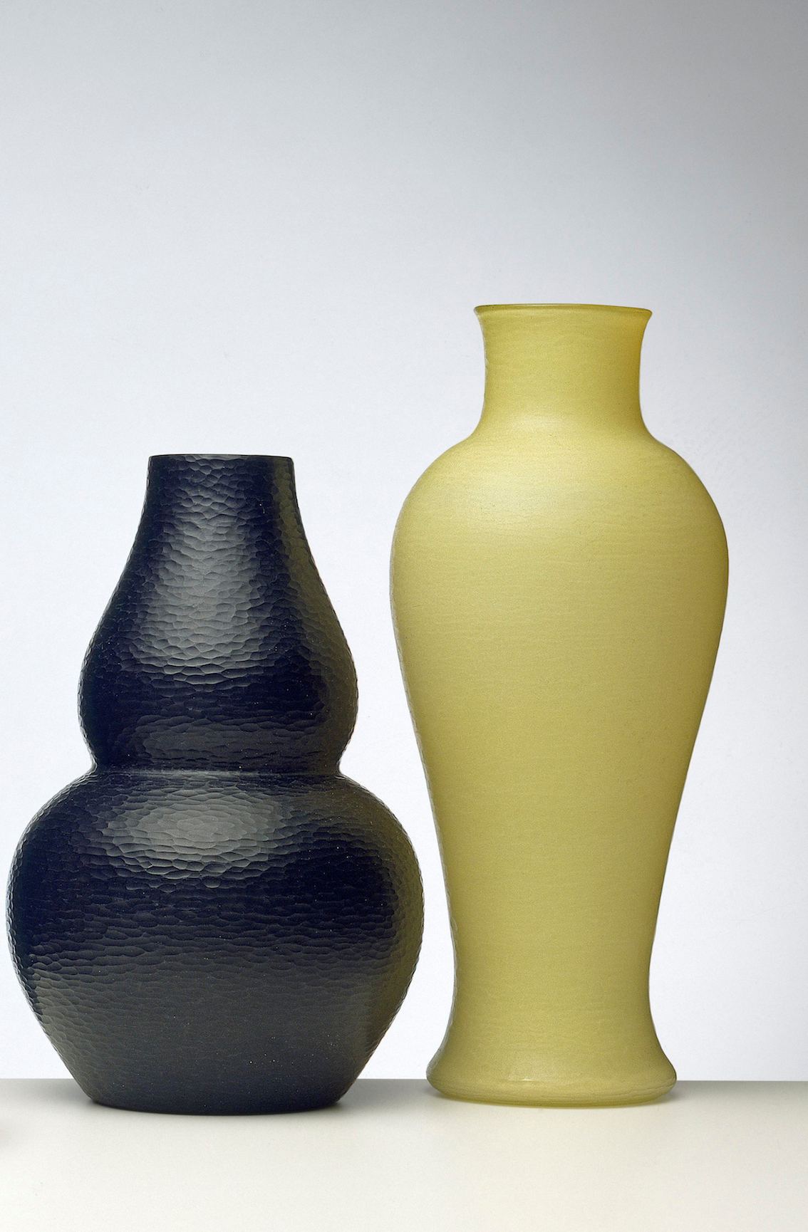 Venetian Glass by Carlo Scarpa: The Venini Company, 1932-1947