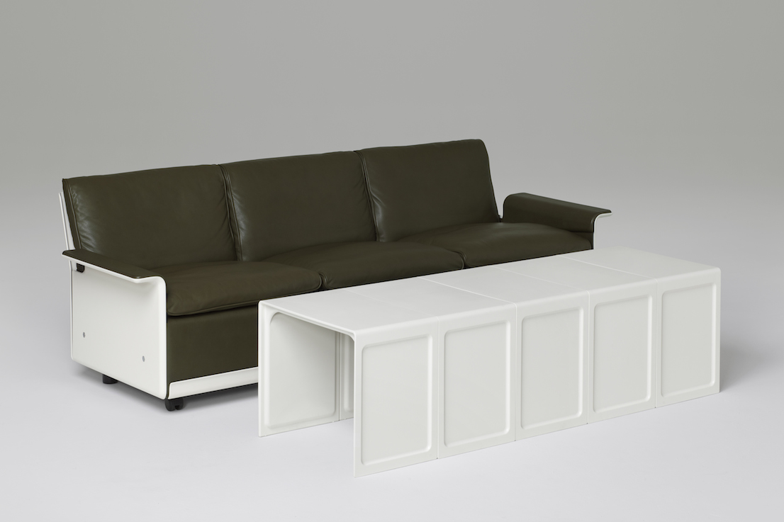 621 Side Table, design di Dieter Rams. Prodotto da Vitsœ.
