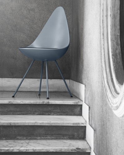 Drop Chair, design di Arne Jacobsen.