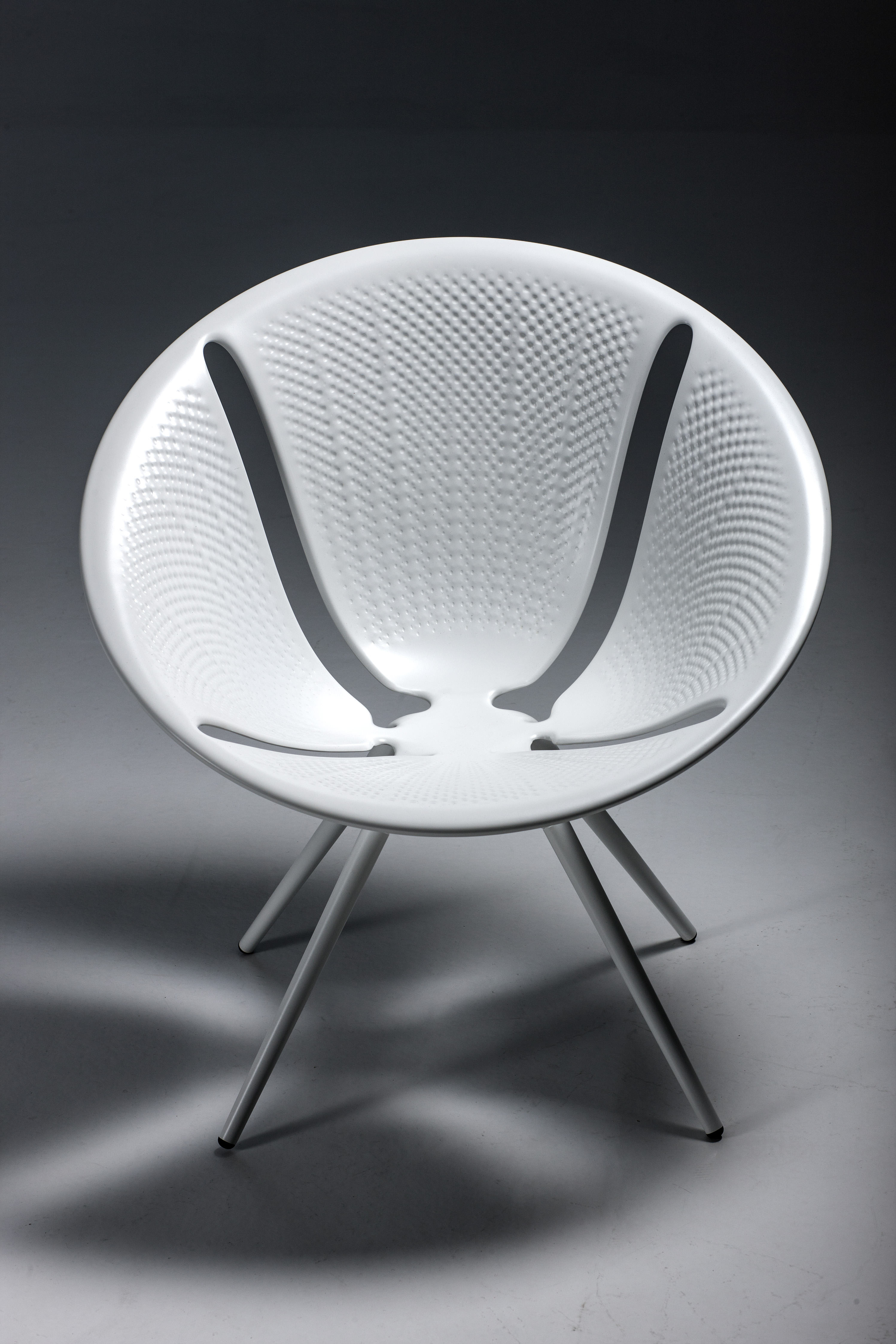 Diatom, design di Ross Lovegrove per Moroso