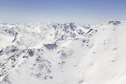 Vista sulle Alpi dell’Ötztal dalla cresta di confine del Similaun, versante italiano (foto Delfino Sisto Legnani)