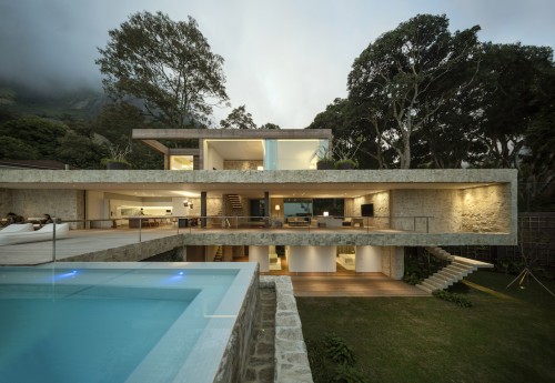 Casa AL, Rio De Janeiro. Progetto di Arthur Casas.
