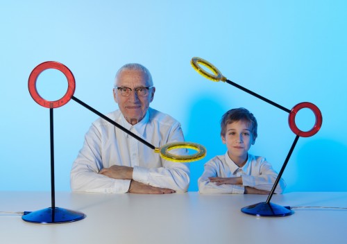 Lampada Amuleto, design di Alessandro Mendini per Ramun.