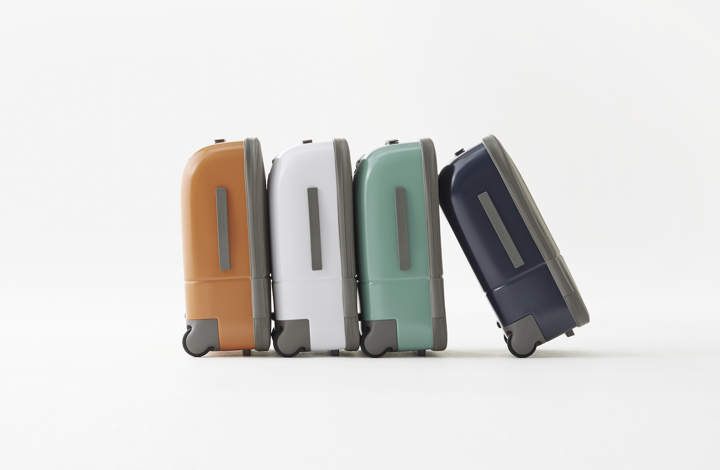 Kame, design di Nendo per Fabbrica Pelletterie Milano.