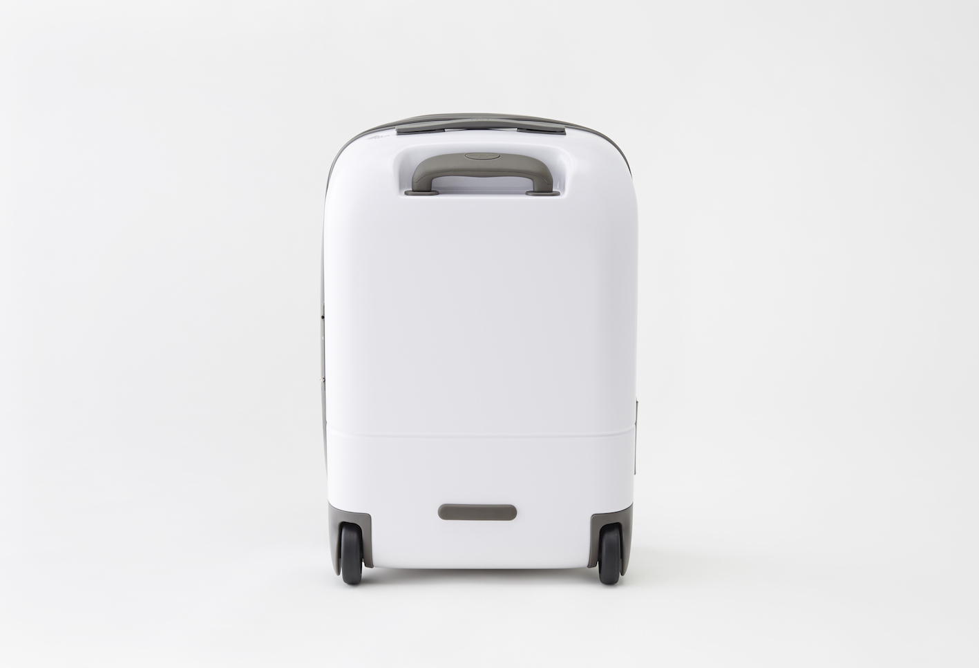 Kame, design di Nendo per Fabbrica Pelletterie Milano.