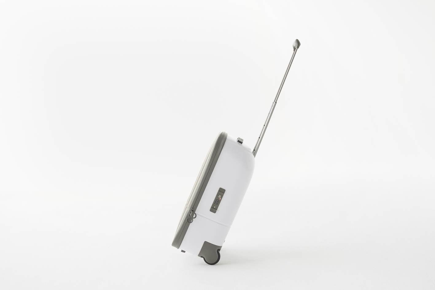 Kame, design di Nendo per Fabbrica Pelletterie Milano.