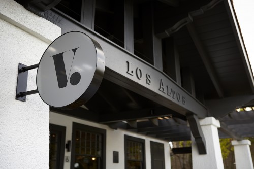 Voyageur du Temps, Los Altos, California.