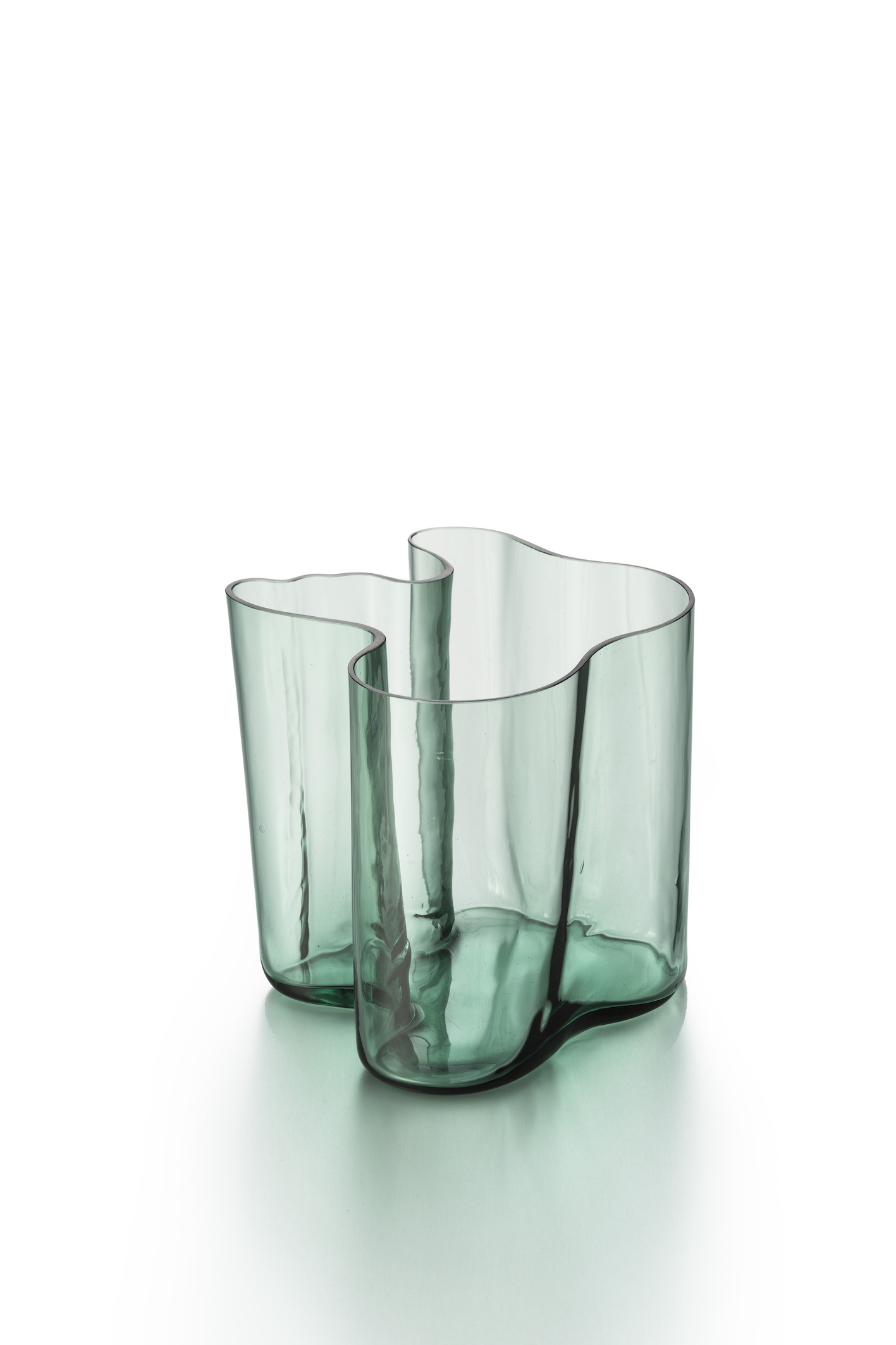 Alvar Aalto, Vase, 1937.